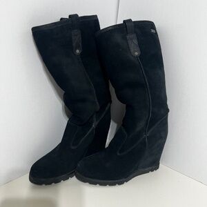 UGG Original Boots Black Suede Wedge size 7 S005
